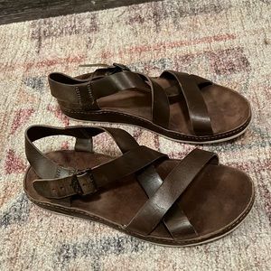 Chaco women’s wayfarer sandals